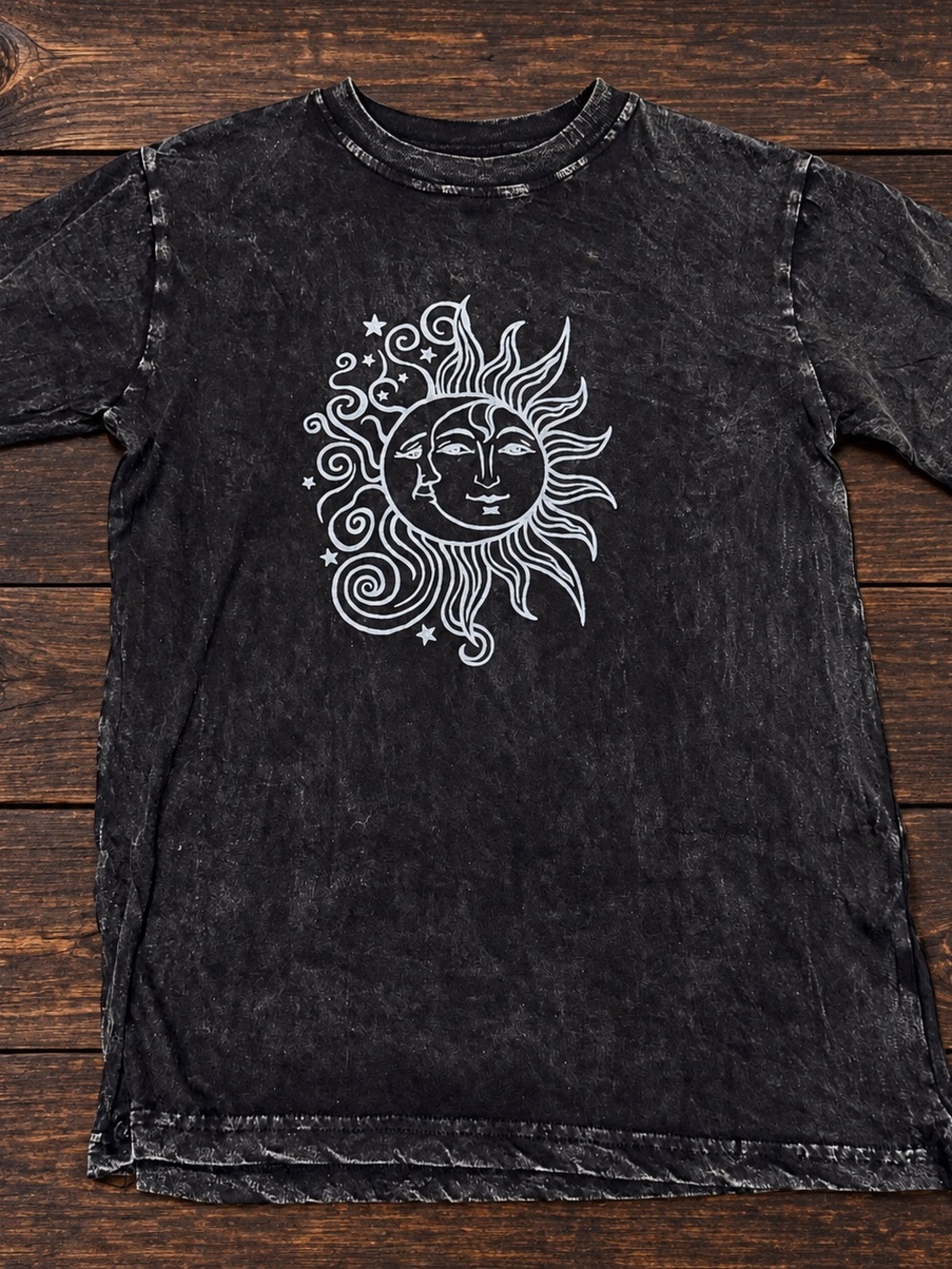 Unisex Rhea Sun Moon Graphic Tee | Size Small